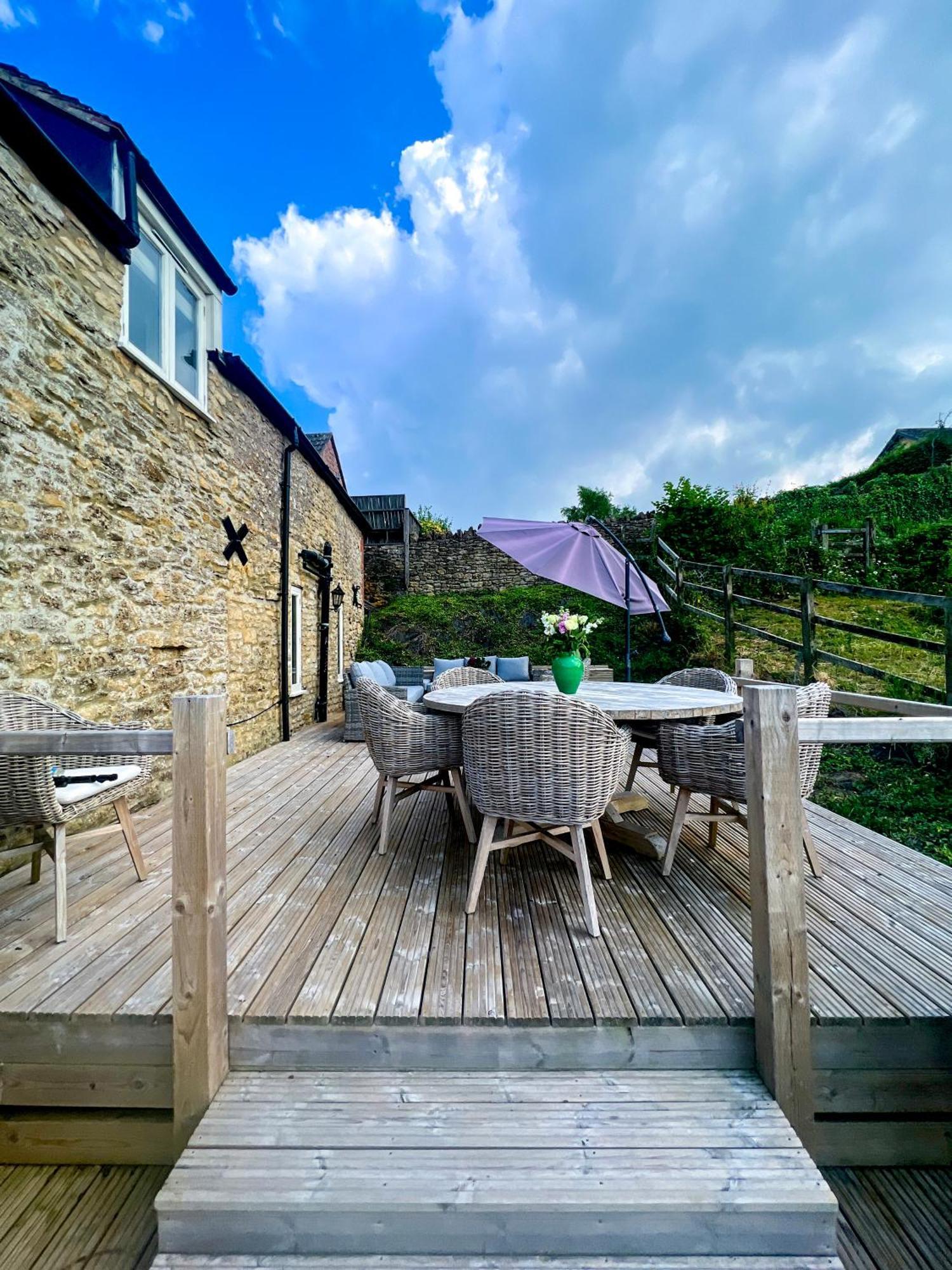 The Kings Arms Hotel Stowel Екстериор снимка