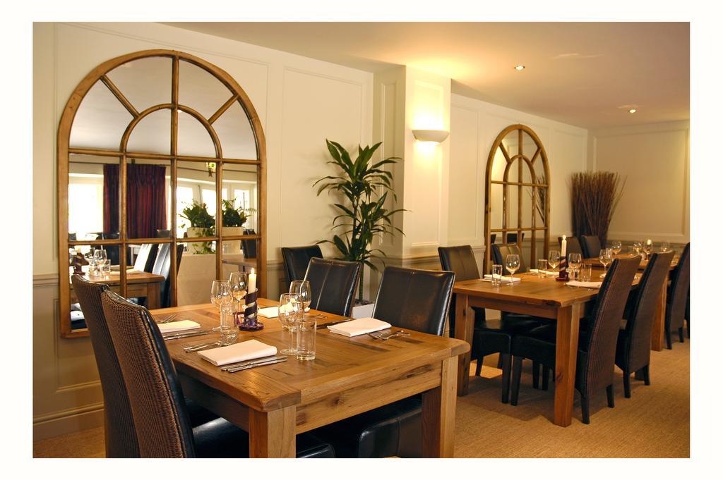 The Kings Arms Hotel Stowel Екстериор снимка