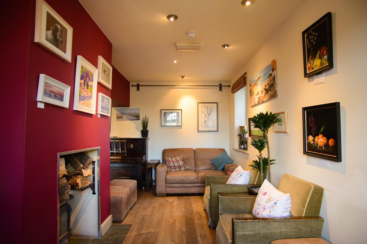 The Kings Arms Hotel Stowel Екстериор снимка
