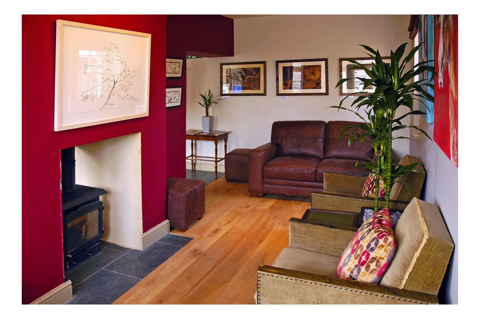The Kings Arms Hotel Stowel Екстериор снимка